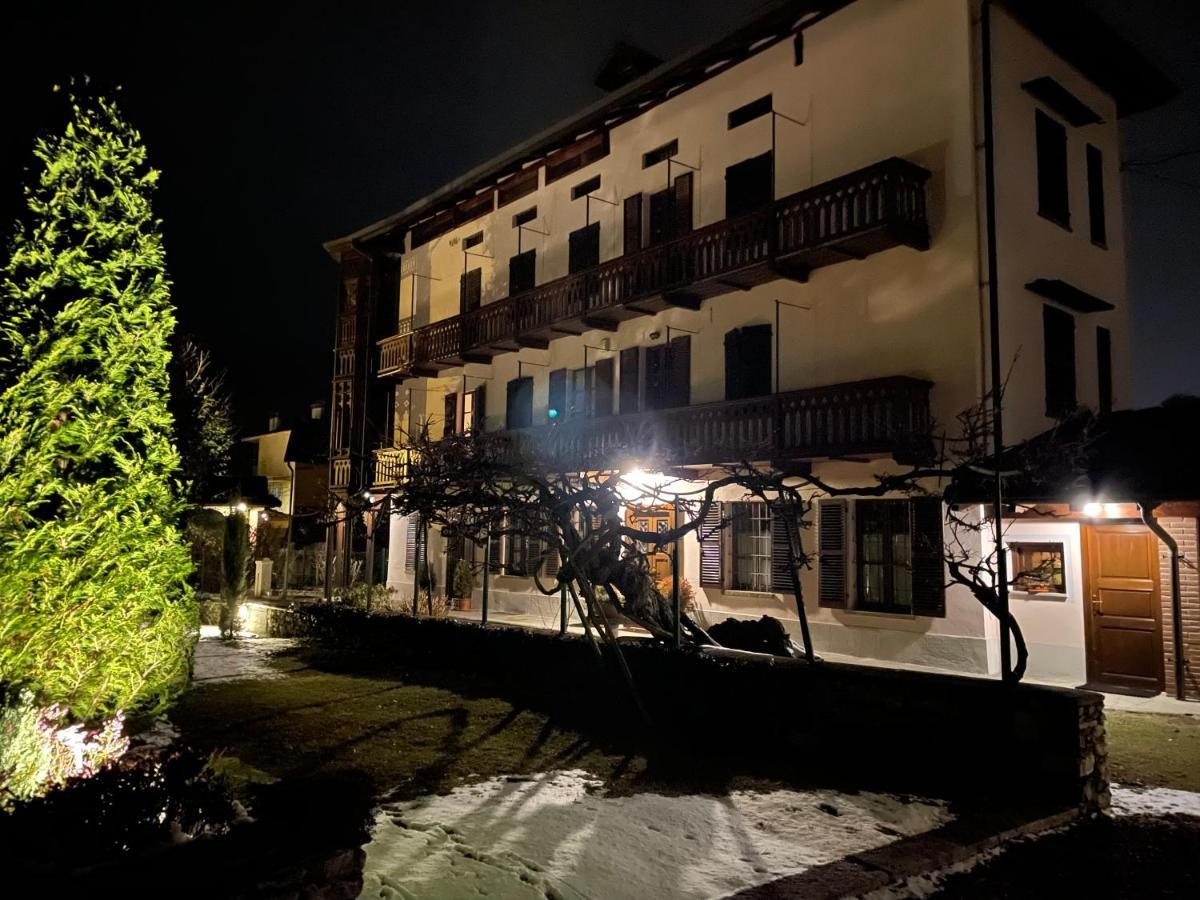 Dimora Fiorita Senior My Holiday Home Varallo Ngoại thất bức ảnh